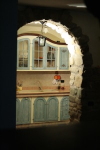 #cucinarustica #decapeceleste #sportellidecorati